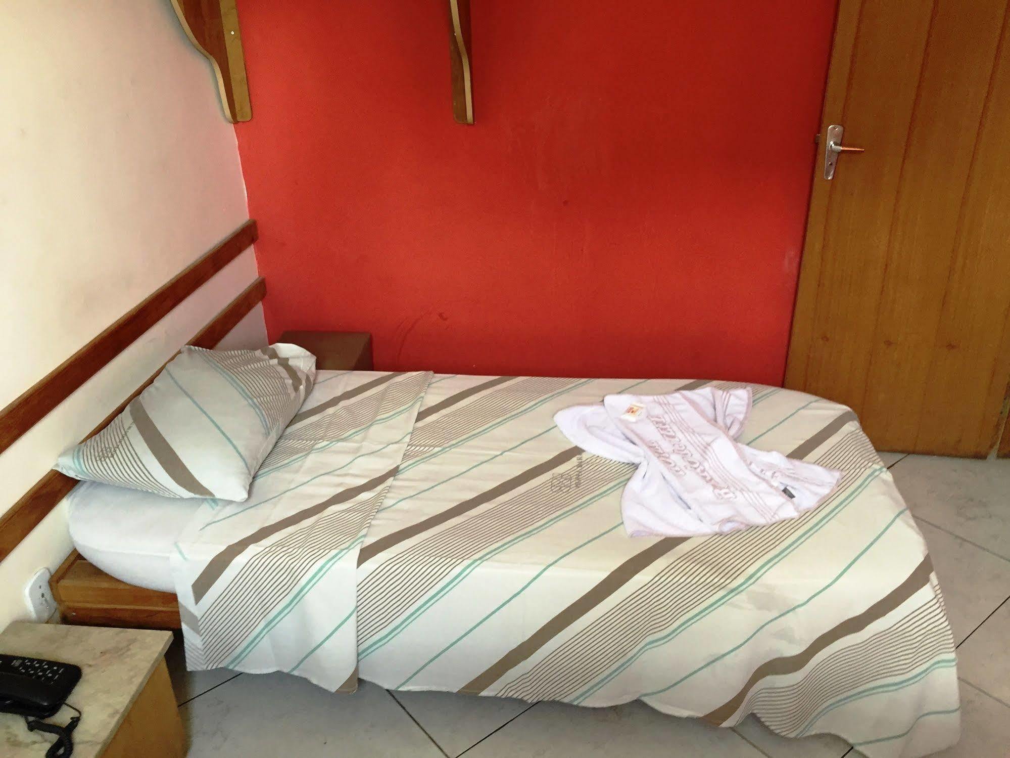 Barão De Tefé Hotel 2*